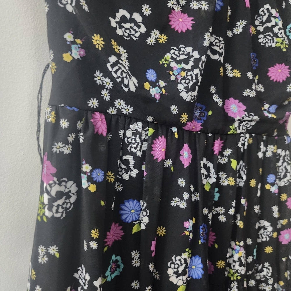 Colorful Dress - Picture 3 of 7
